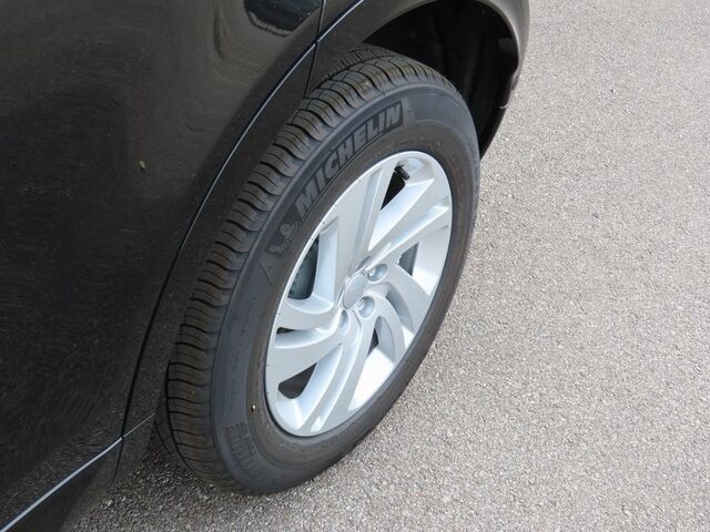 2025 Land Rover Discovery Sport S Oshkosh WI 2025 Land Rover Discovery Sport S Oshkosh WI