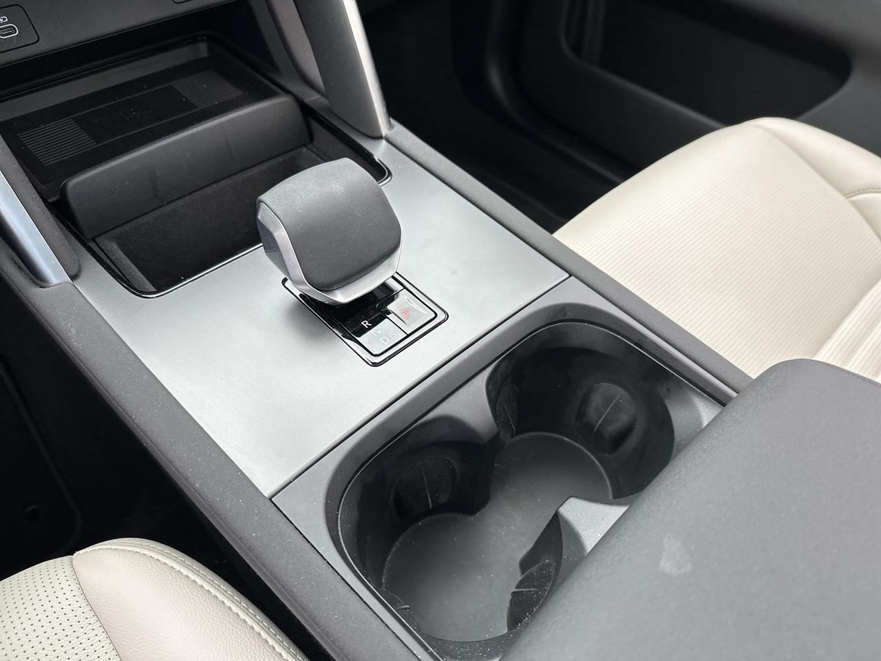 2025 Land Rover Discovery Sport S Chantilly VA