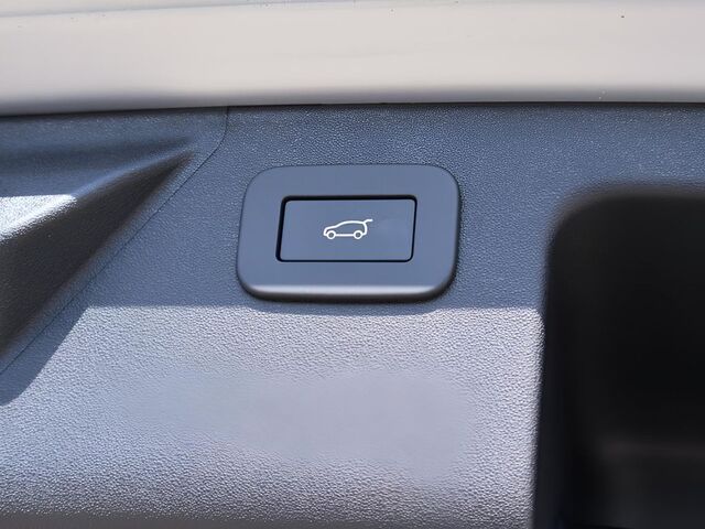 2025 Land Rover Discovery Sport SE Oshkosh WI