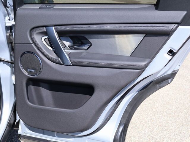 2025 Land Rover Discovery Sport SE Oshkosh WI