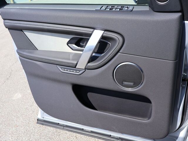 2025 Land Rover Discovery Sport SE Oshkosh WI