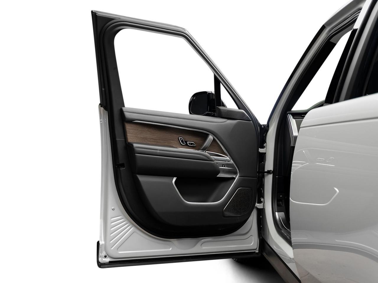 2025 Land Rover Range Rover Autobiography LWB Ft Lauderdale FL