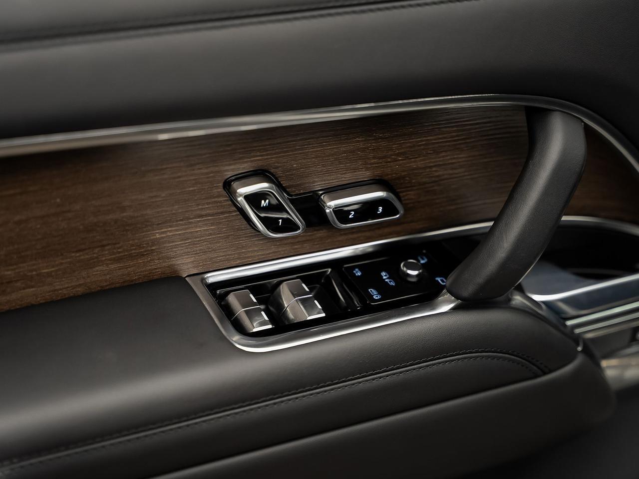 2025 Land Rover Range Rover Autobiography LWB Ft Lauderdale FL