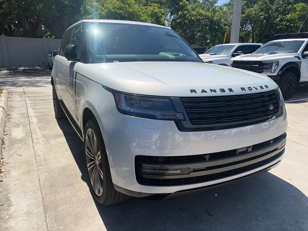 2025 Land Rover Range Rover Autobiography LWB Ft Lauderdale FL