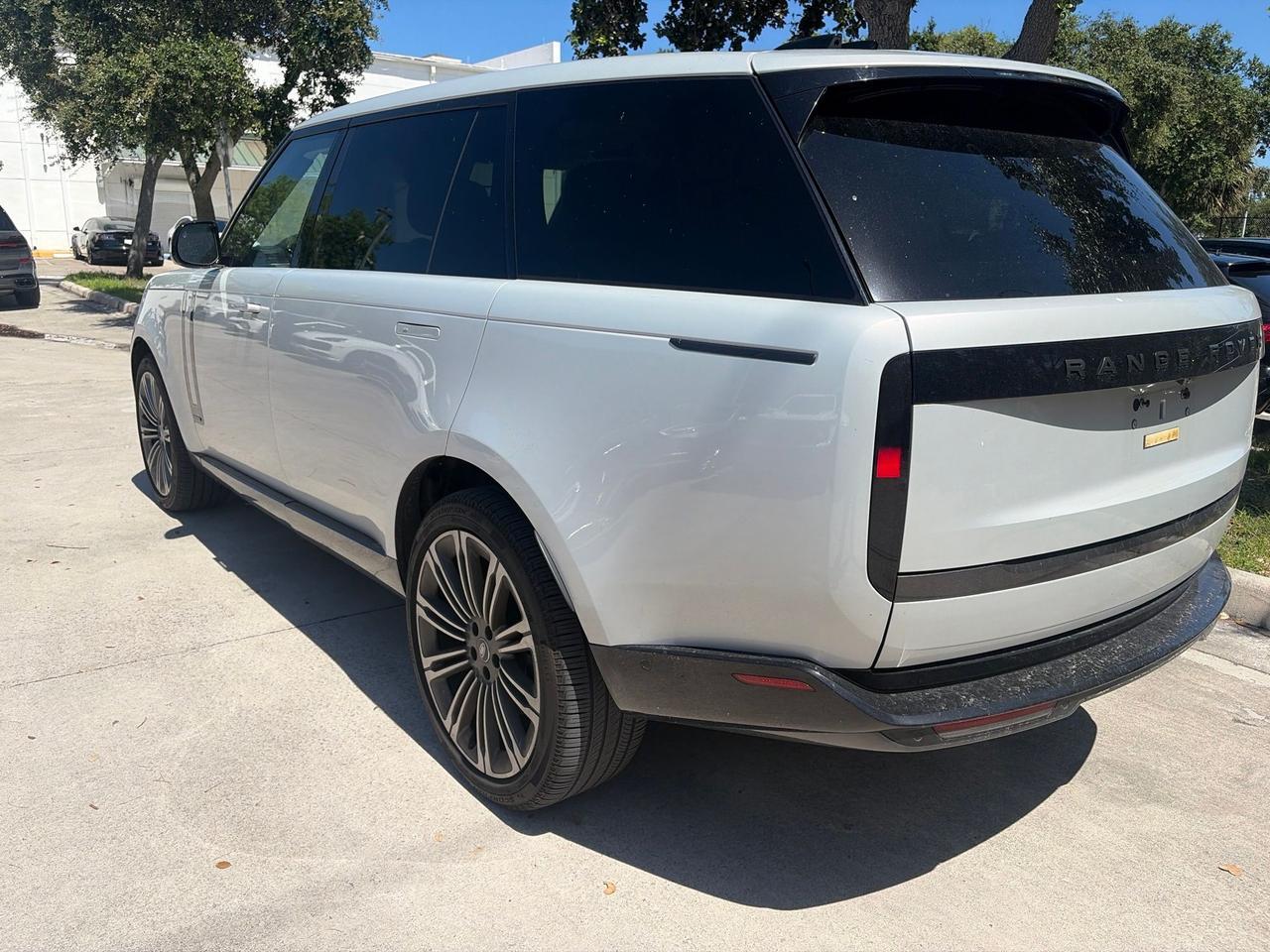 2025 Land Rover Range Rover Autobiography LWB Ft Lauderdale FL