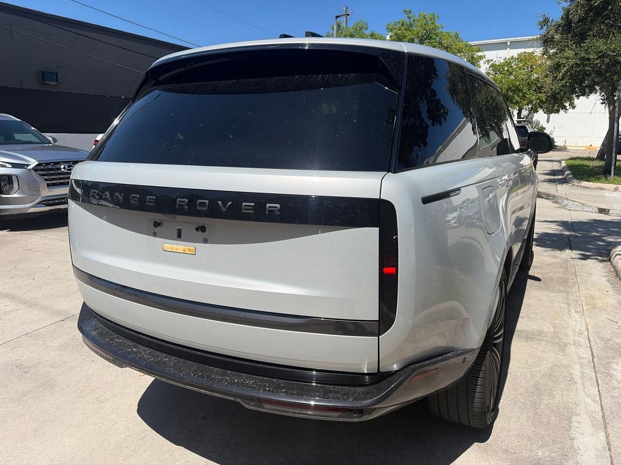 2025 Land Rover Range Rover Autobiography LWB Ft Lauderdale FL