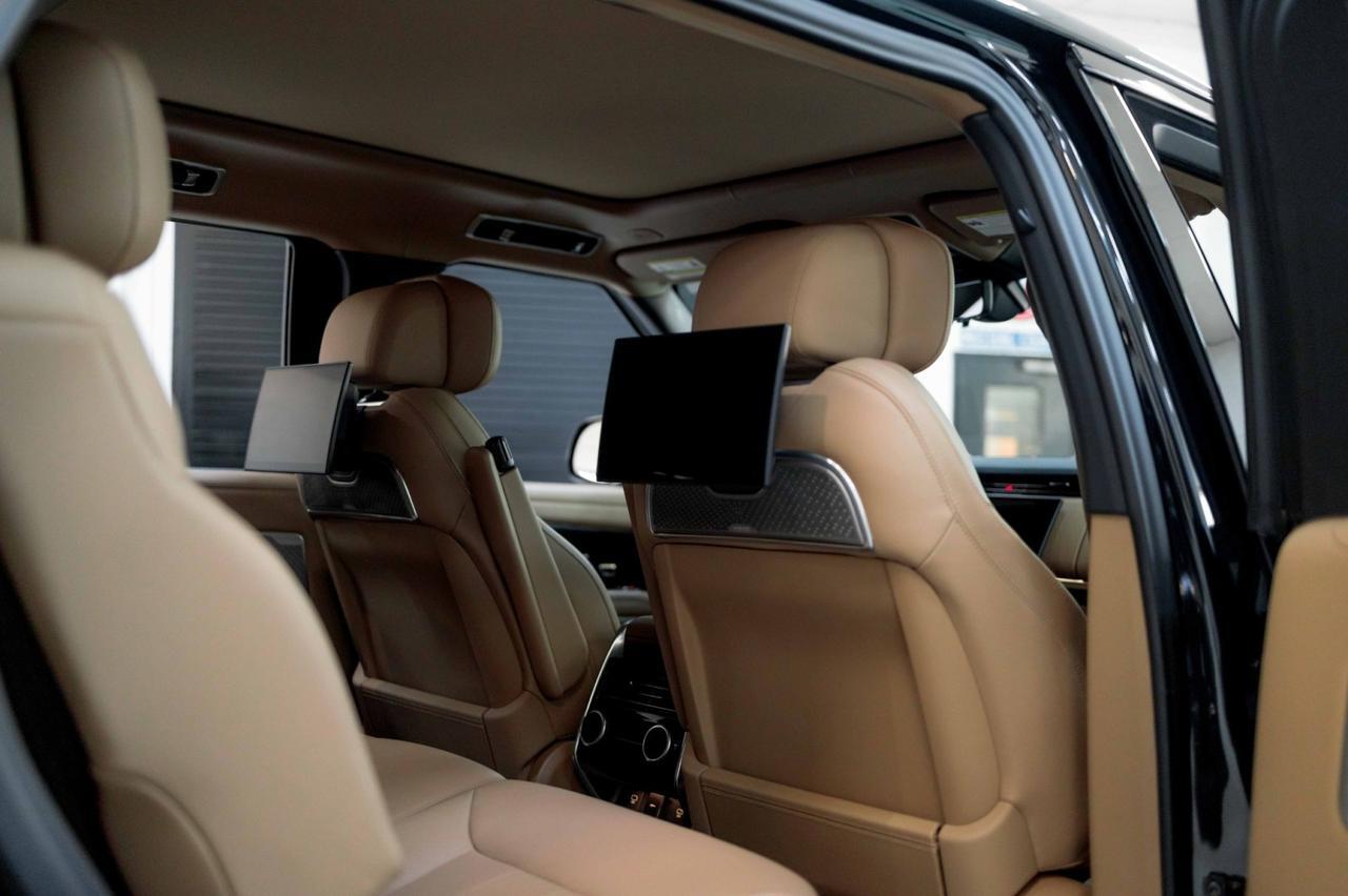 2025 Land Rover Range Rover Autobiography photo 61