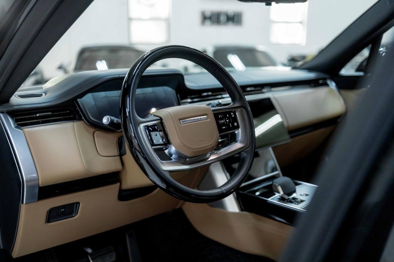 2025 Land Rover Range Rover Autobiography photo 49