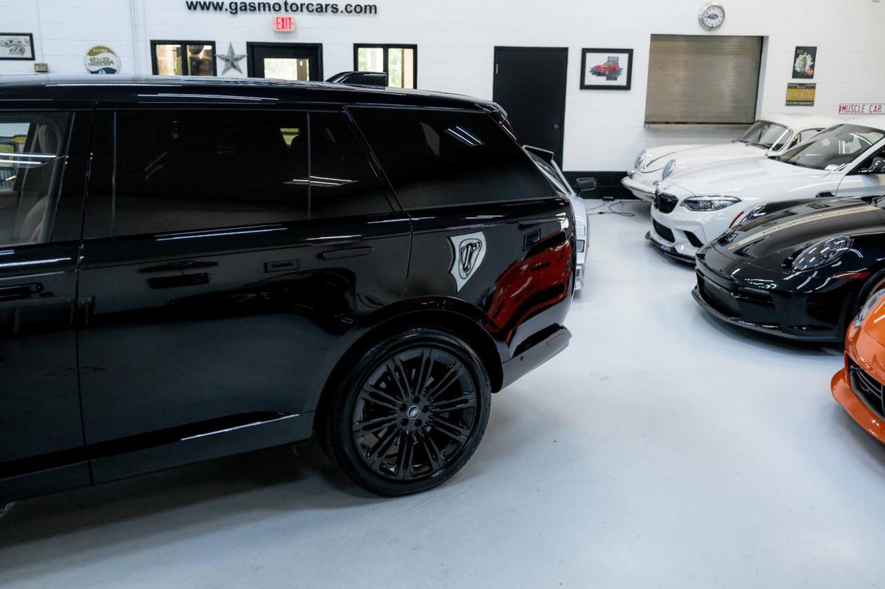 2025 Land Rover Range Rover Autobiography photo 26