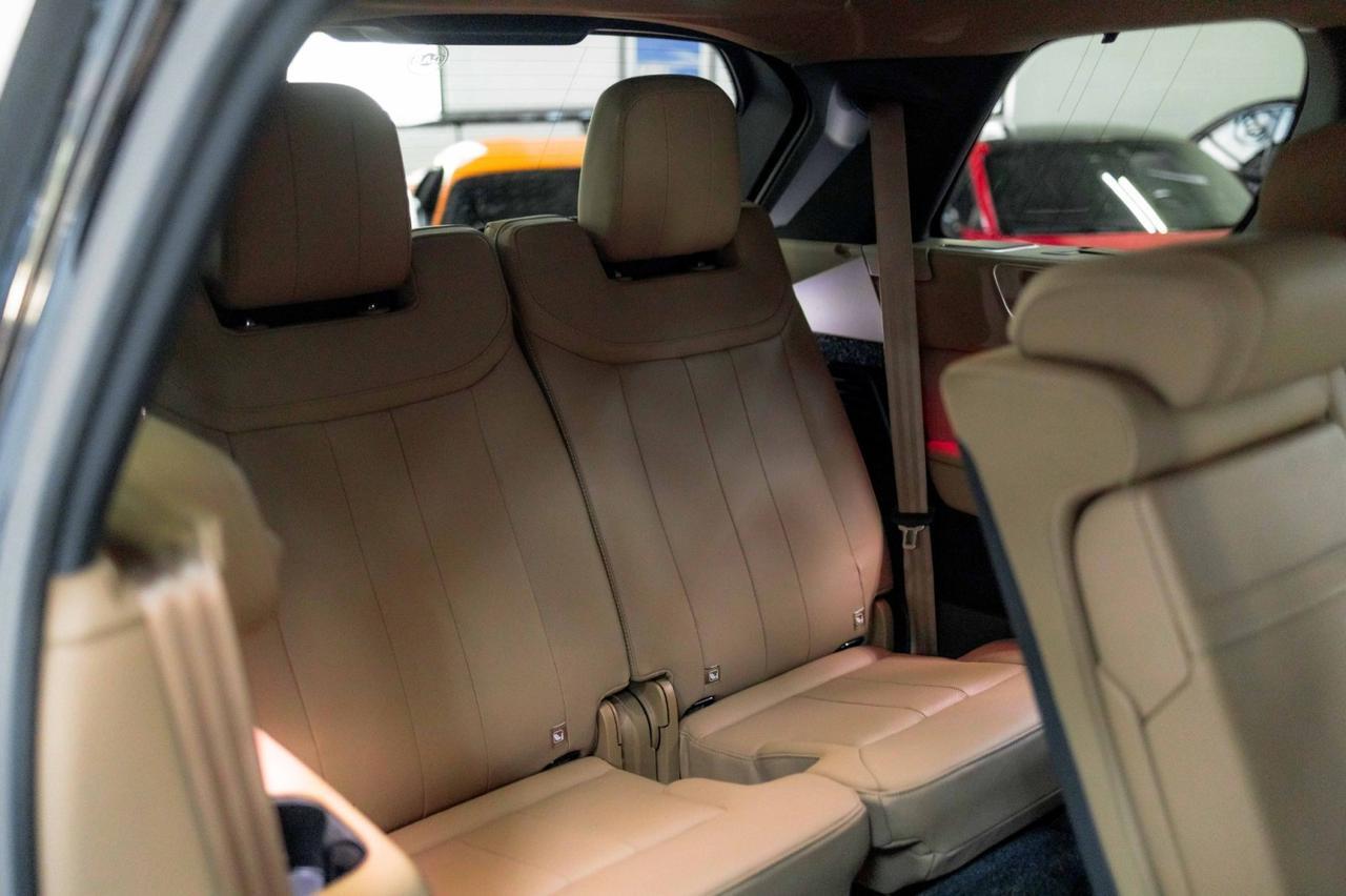 2025 Land Rover Range Rover Autobiography photo 63