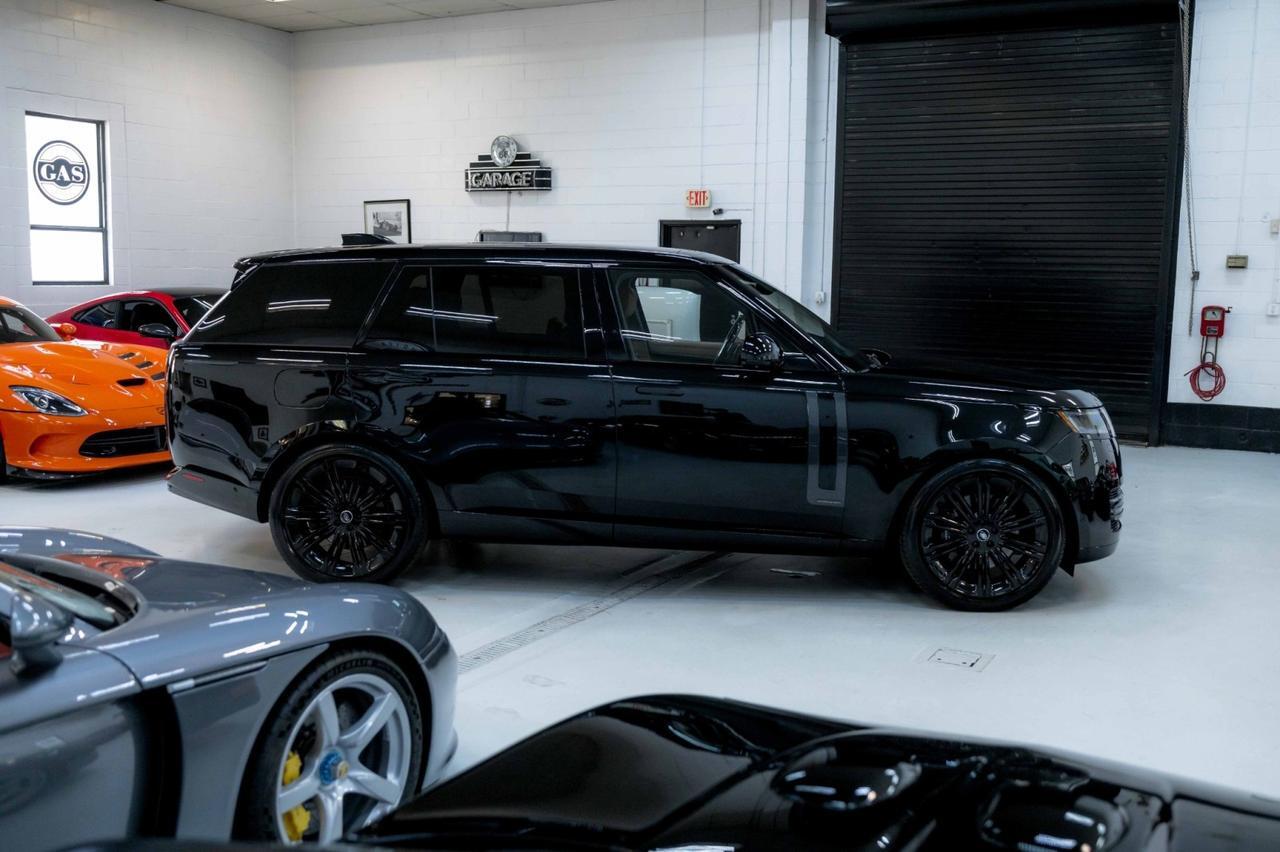 2025 Land Rover Range Rover Autobiography photo 4