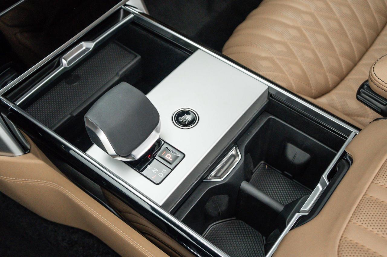 2025 Land Rover Range Rover Autobiography SWB Van Nuys CA