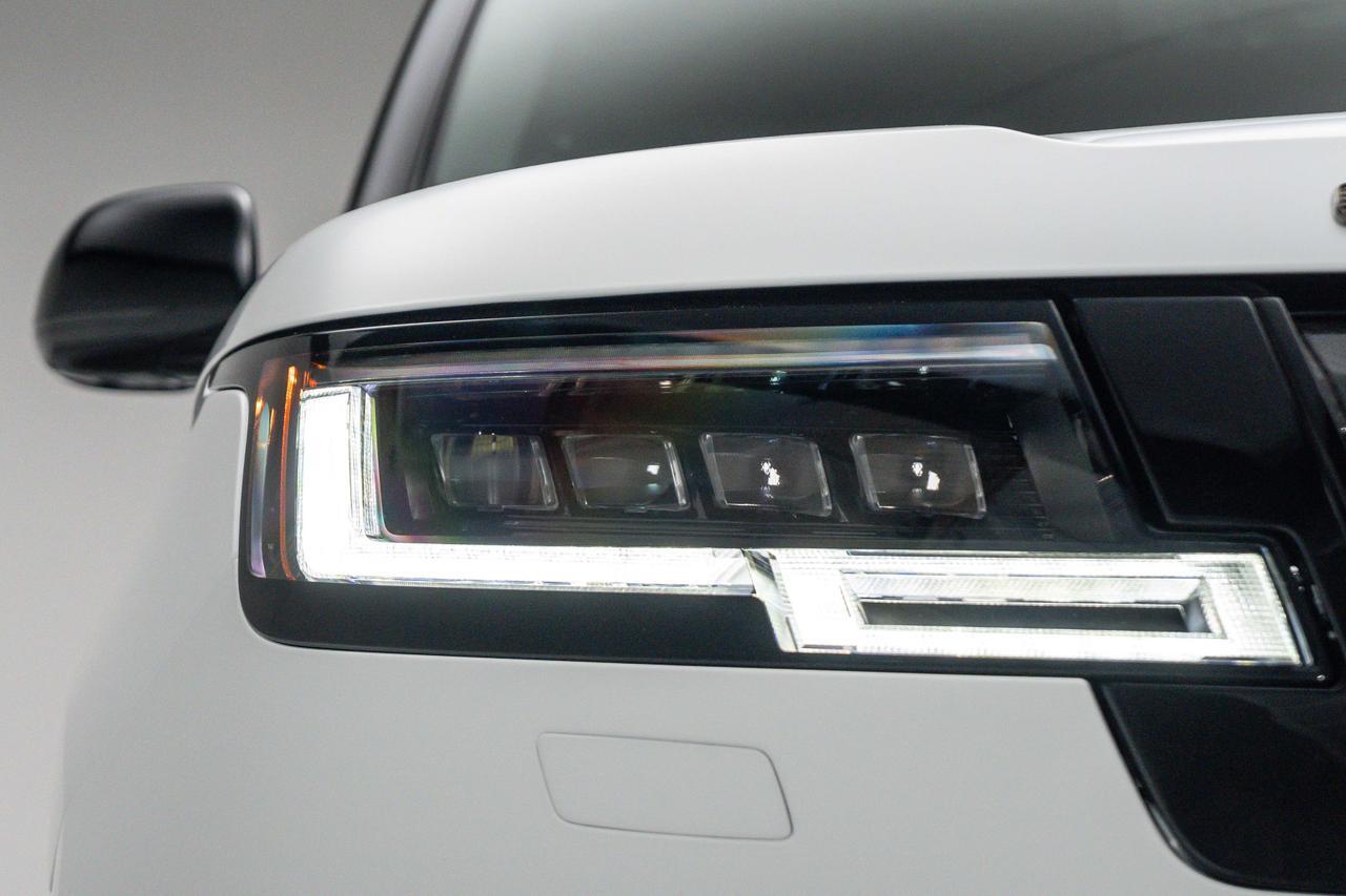 2025 Land Rover Range Rover Autobiography SWB Van Nuys CA