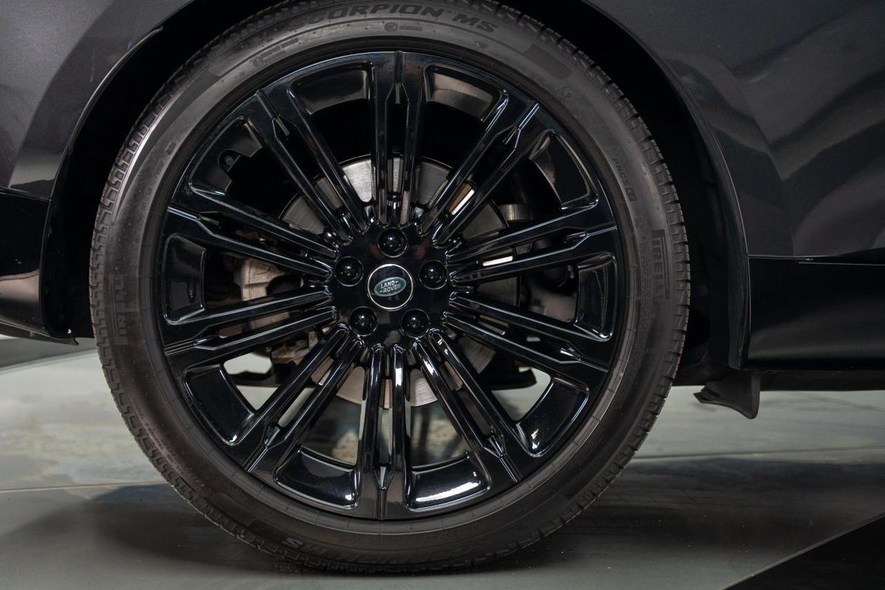 2025 Land Rover Range Rover P400 SE Sport Utility 4D St. Louis MO