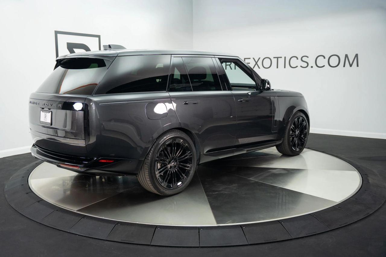 2025 Land Rover Range Rover P400 SE Sport Utility 4D St. Louis MO