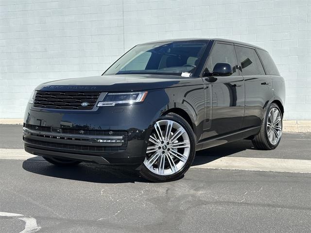 2025 Land Rover Range Rover P400 SE