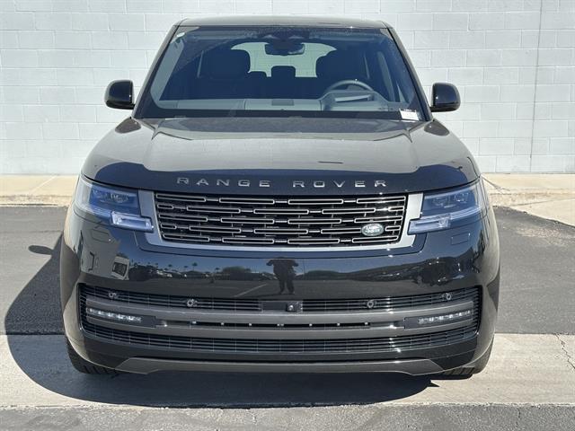 2025 Land Rover Range Rover P400 SE