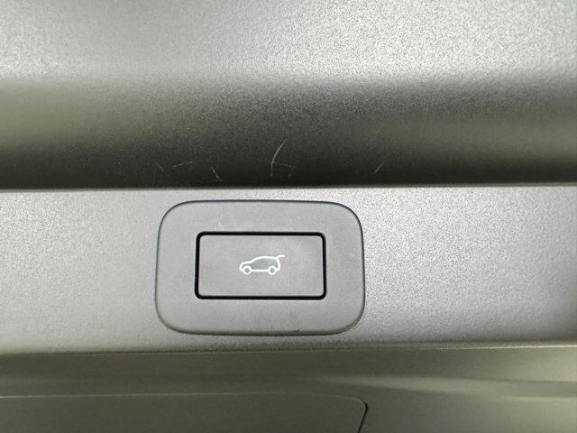 2025 Land Rover Range Rover P530 Autobiography Meridian Signature audio, rear infotainment, executive seating AND MUCH MORE!!! Fort Lauderdale FL