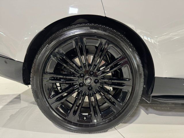 2025 Land Rover Range Rover P530 Autobiography Meridian Signature audio, rear infotainment, executive seating AND MUCH MORE!!! Fort Lauderdale FL