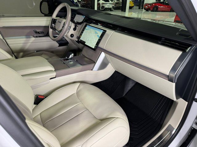 2025 Land Rover Range Rover P530 Autobiography Meridian Signature audio, rear infotainment, executive seating AND MUCH MORE!!! Fort Lauderdale FL