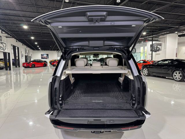 2025 Land Rover Range Rover P530 Autobiography Meridian Signature audio, rear infotainment, executive seating AND MUCH MORE!!! Fort Lauderdale FL