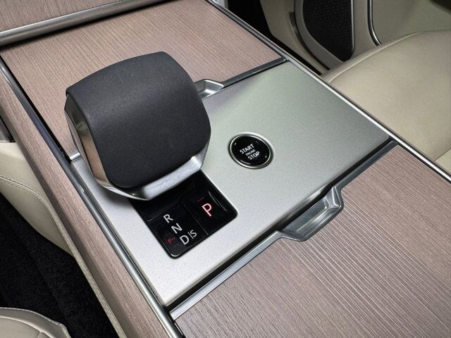2025 Land Rover Range Rover P530 Autobiography Meridian Signature audio, rear infotainment, executive seating AND MUCH MORE!!! Fort Lauderdale FL