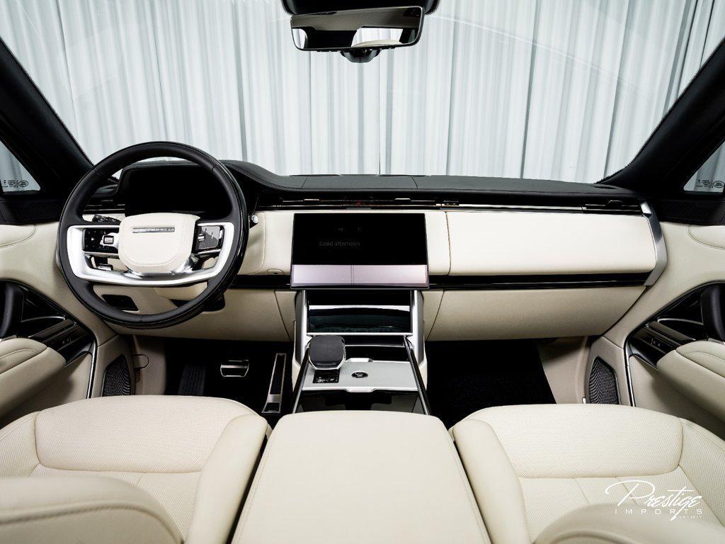 2025 Land Rover Range Rover P530 Autobiography SWB North Miami Beach FL