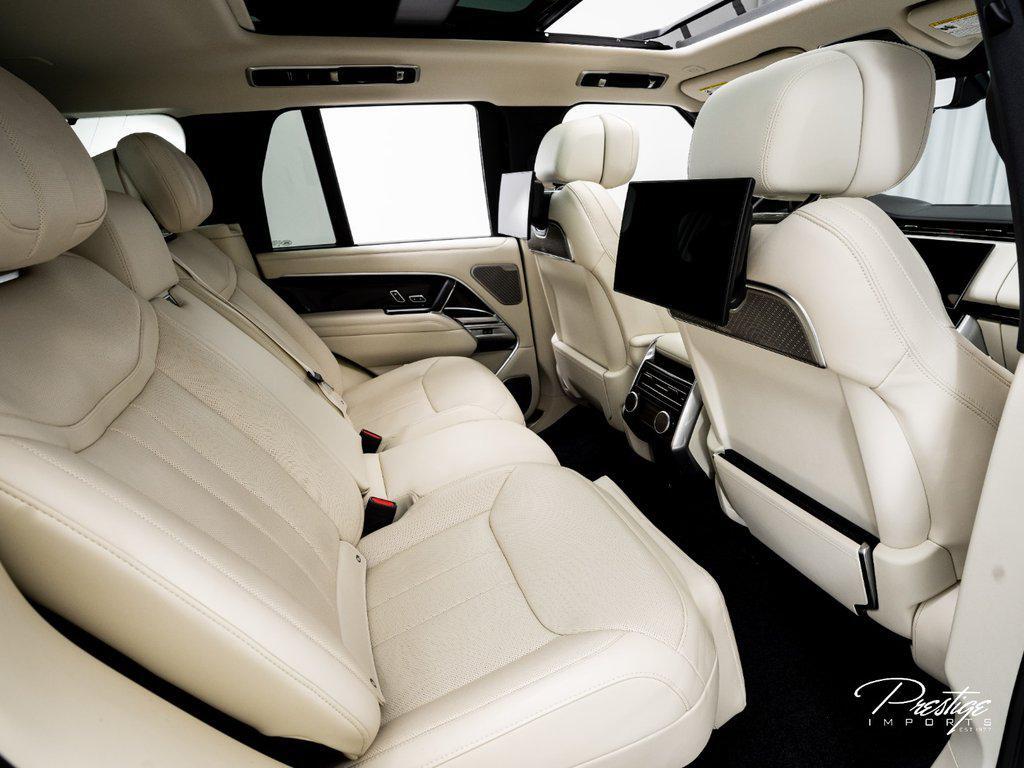 2025 Land Rover Range Rover P530 Autobiography SWB North Miami Beach FL