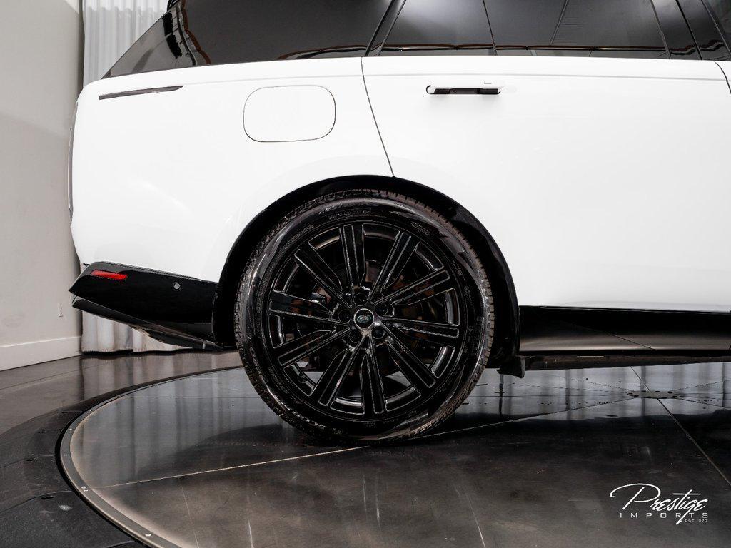 2025 Land Rover Range Rover P530 Autobiography SWB North Miami Beach FL