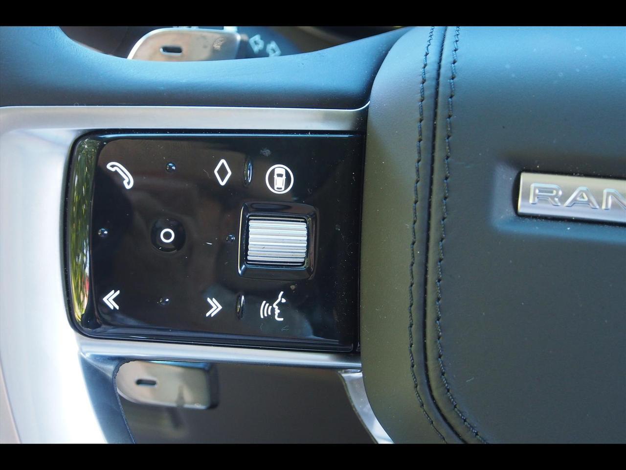 2025 Land Rover Range Rover P530 SE LWB