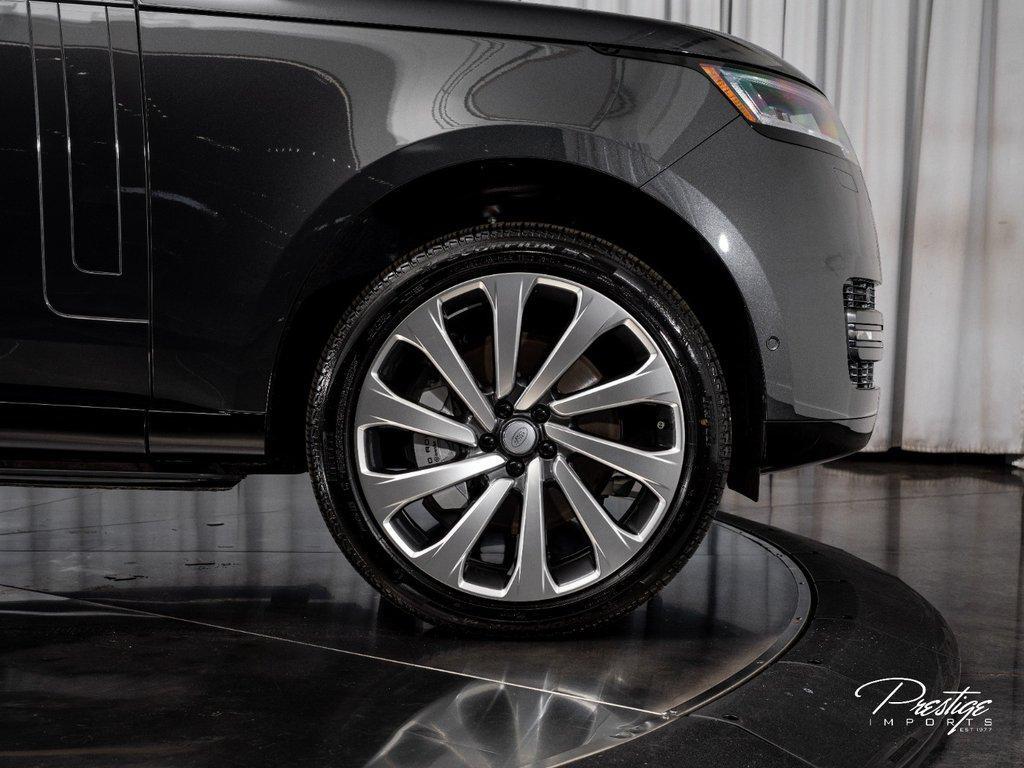 2025 Land Rover Range Rover P530 SE LWB North Miami Beach FL