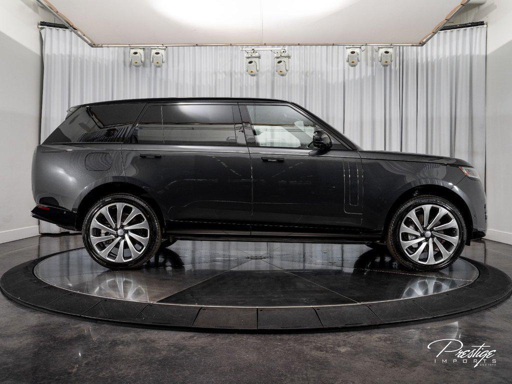 2025 Land Rover Range Rover P530 SE LWB North Miami Beach FL