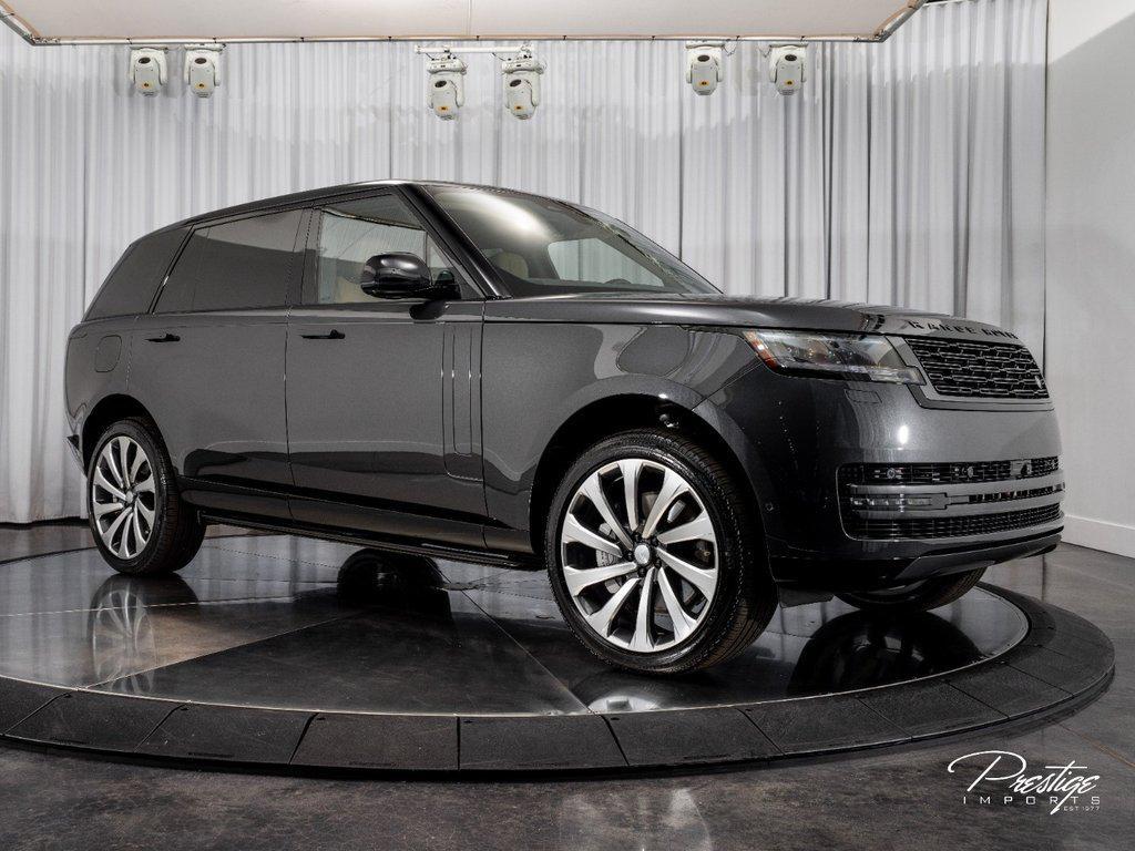 2025 Land Rover Range Rover P530 SE LWB North Miami Beach FL