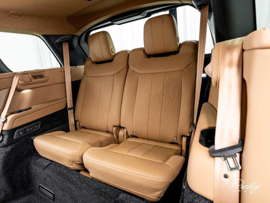 2025 Land Rover Range Rover P530 SE LWB North Miami Beach FL