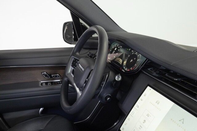 2025 Land Rover Range Rover P530 SE *ONLY 5700 MILES* *1-OWNER* San Diego CA