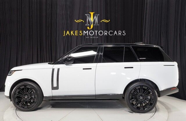 2025 Land Rover Range Rover P530 SE *ONLY 5700 MILES* *1-OWNER* San Diego CA
