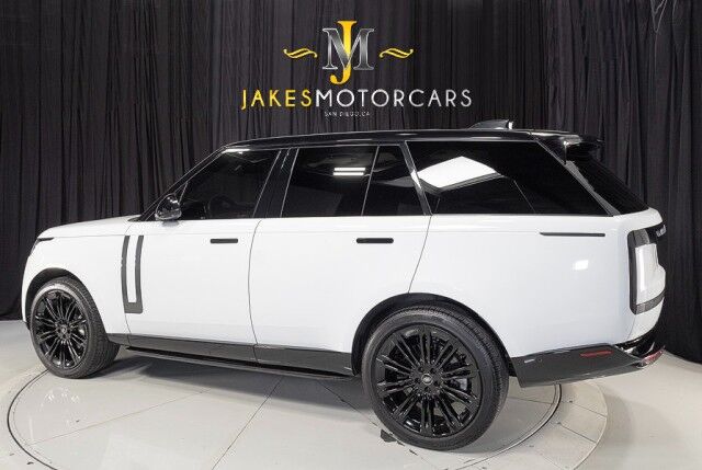 2025 Land Rover Range Rover P530 SE *ONLY 5700 MILES* *1-OWNER* San Diego CA