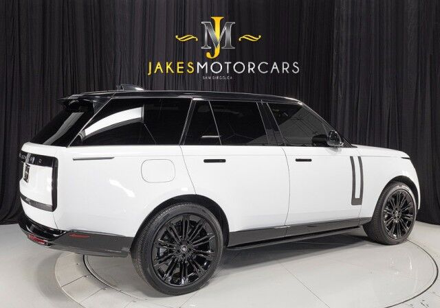 2025 Land Rover Range Rover P530 SE *ONLY 5700 MILES* *1-OWNER* San Diego CA