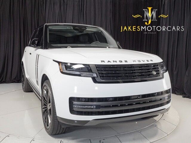 2025 Land Rover Range Rover P530 SE *ONLY 5700 MILES* *1-OWNER* San Diego CA
