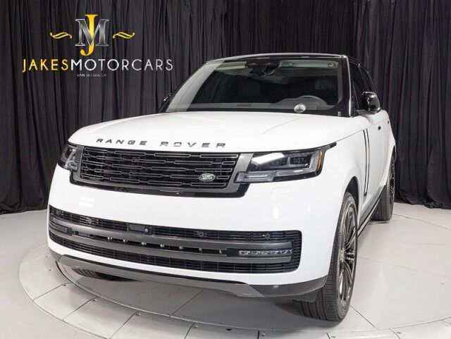 2025 Land Rover Range Rover P530 SE *ONLY 5700 MILES* *1-OWNER* San Diego CA