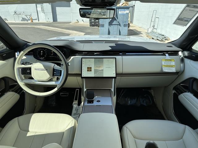 2025 Land Rover Range Rover P550e SE Tucson AZ