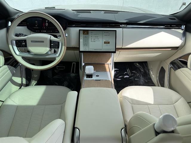 2025 Land Rover Range Rover P615 SV LWB Tucson AZ