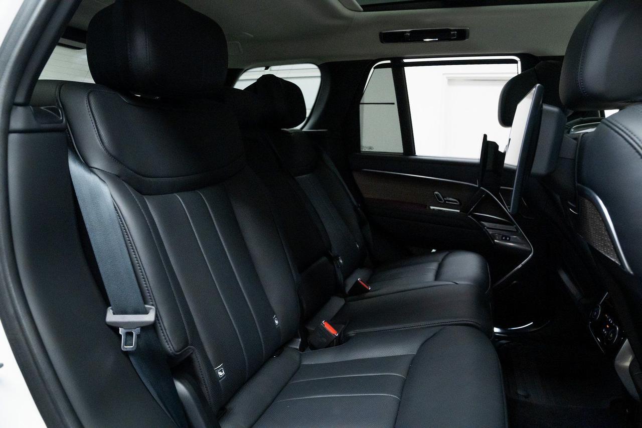2025 Land Rover Range Rover Plug-In Hybrid Autobiography Massage Seats Rear Entertainment Portland OR