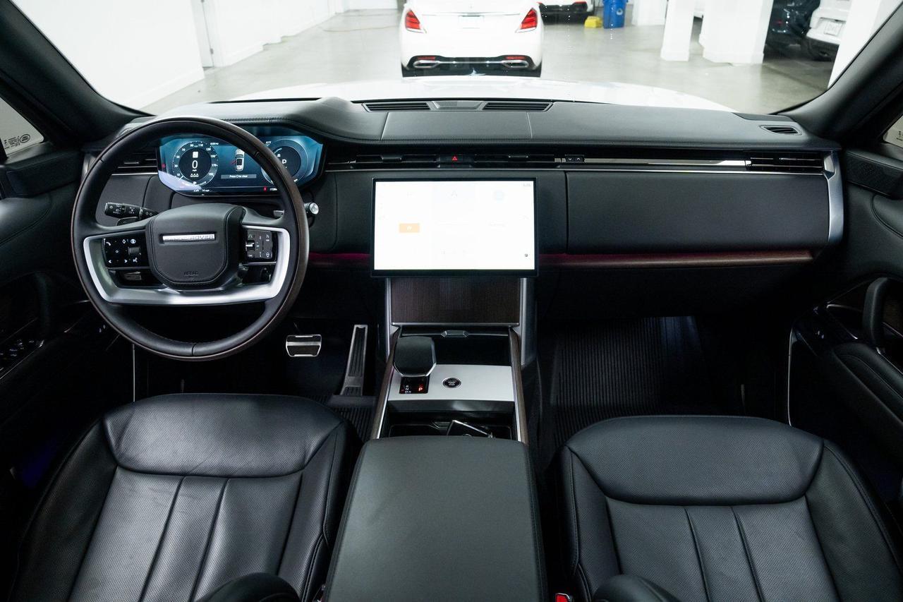 2025 Land Rover Range Rover Plug-In Hybrid Autobiography Massage Seats Rear Entertainment Portland OR