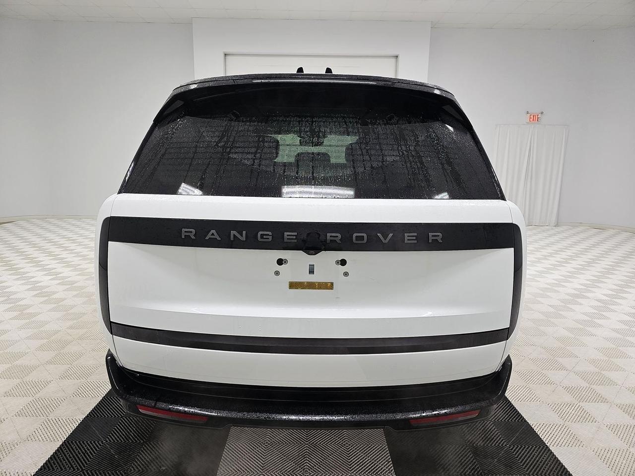 2025 Land Rover Range Rover Plug-In Hybrid Autobiography Massage Seats Rear Entertainment Portland OR
