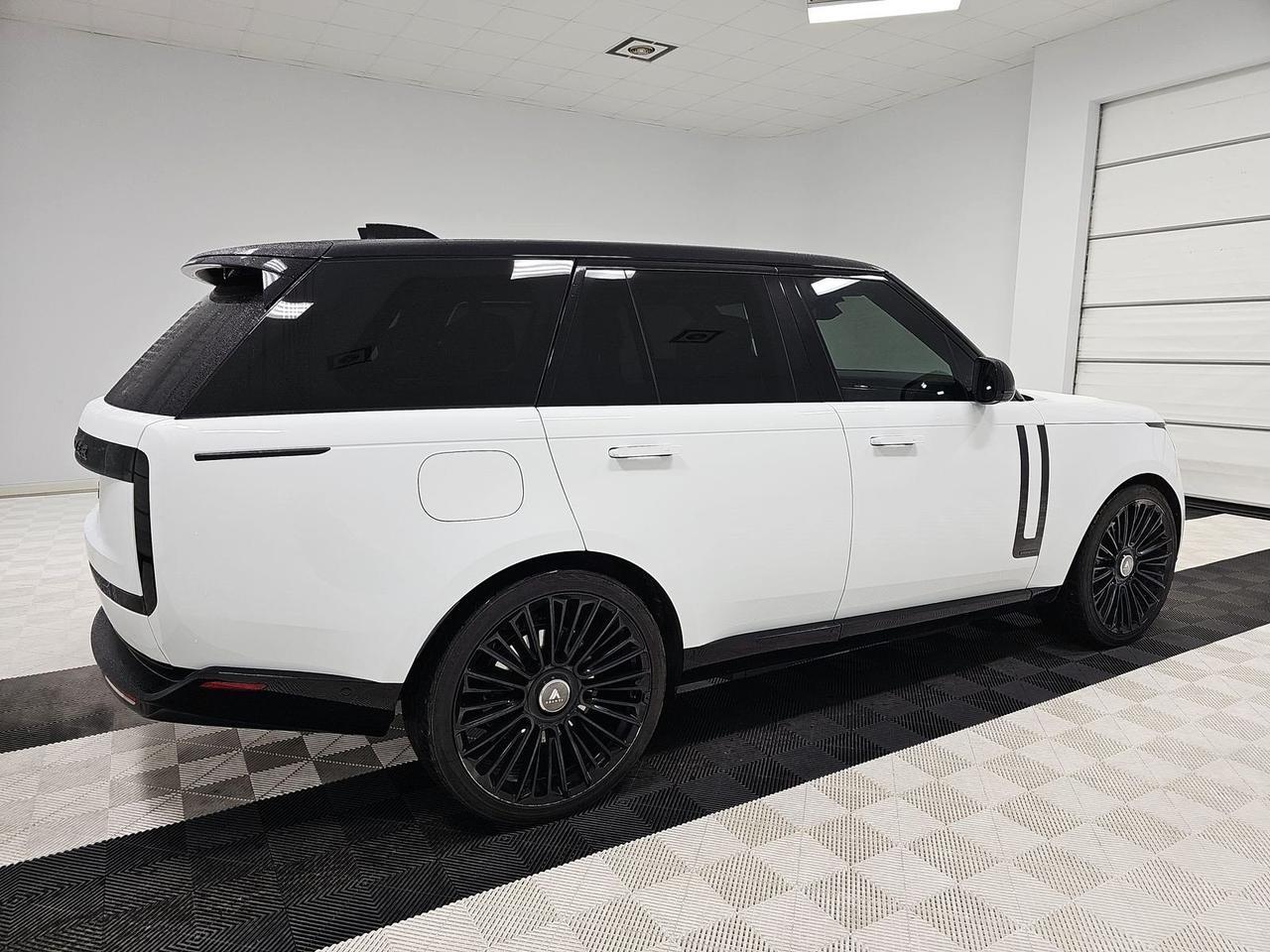 2025 Land Rover Range Rover Plug-In Hybrid Autobiography Massage Seats Rear Entertainment Portland OR