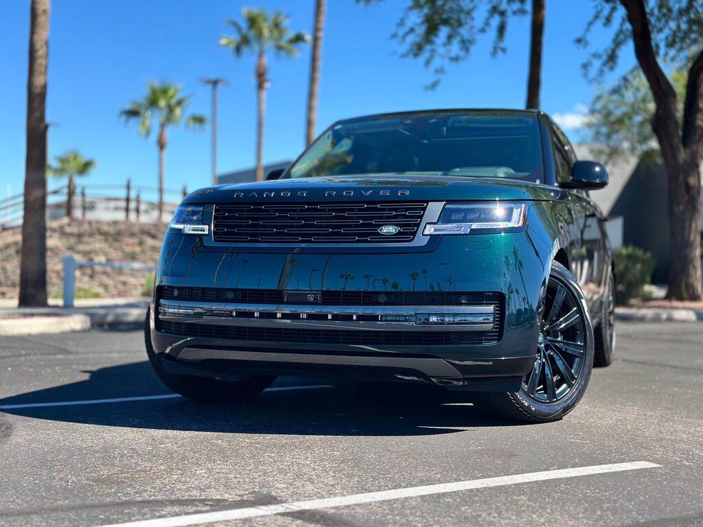 2025 Land Rover Range Rover Plug-In Hybrid Autobiography