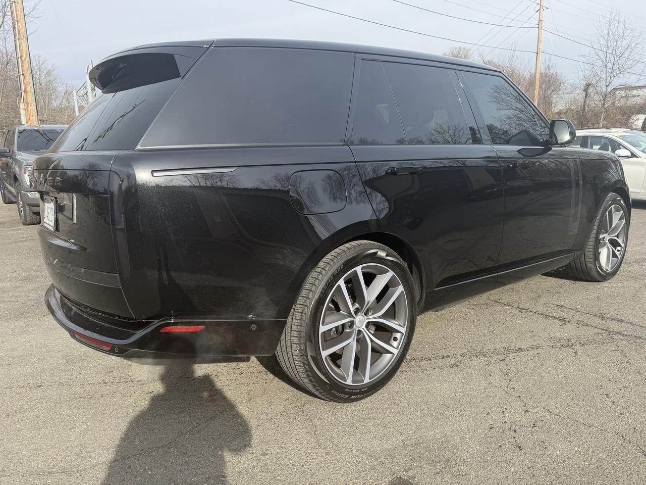 2025 Land Rover Range Rover Plug-In Hybrid Autobiography Annapolis MD