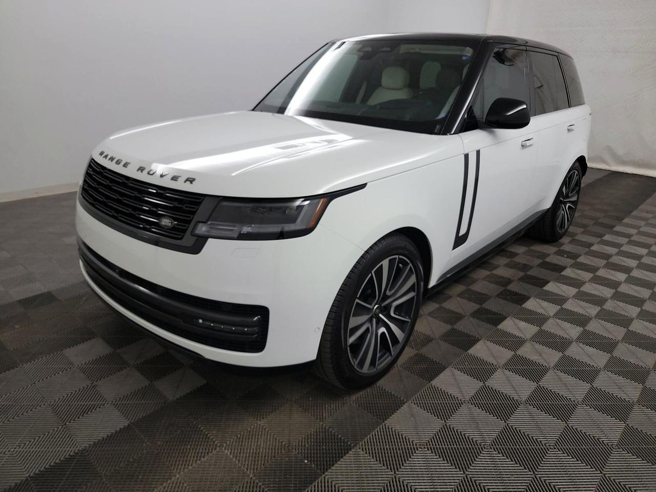 2025 Land Rover Range Rover Plug-In Hybrid SE Adaptive Cruise Head-Up Display Portland OR