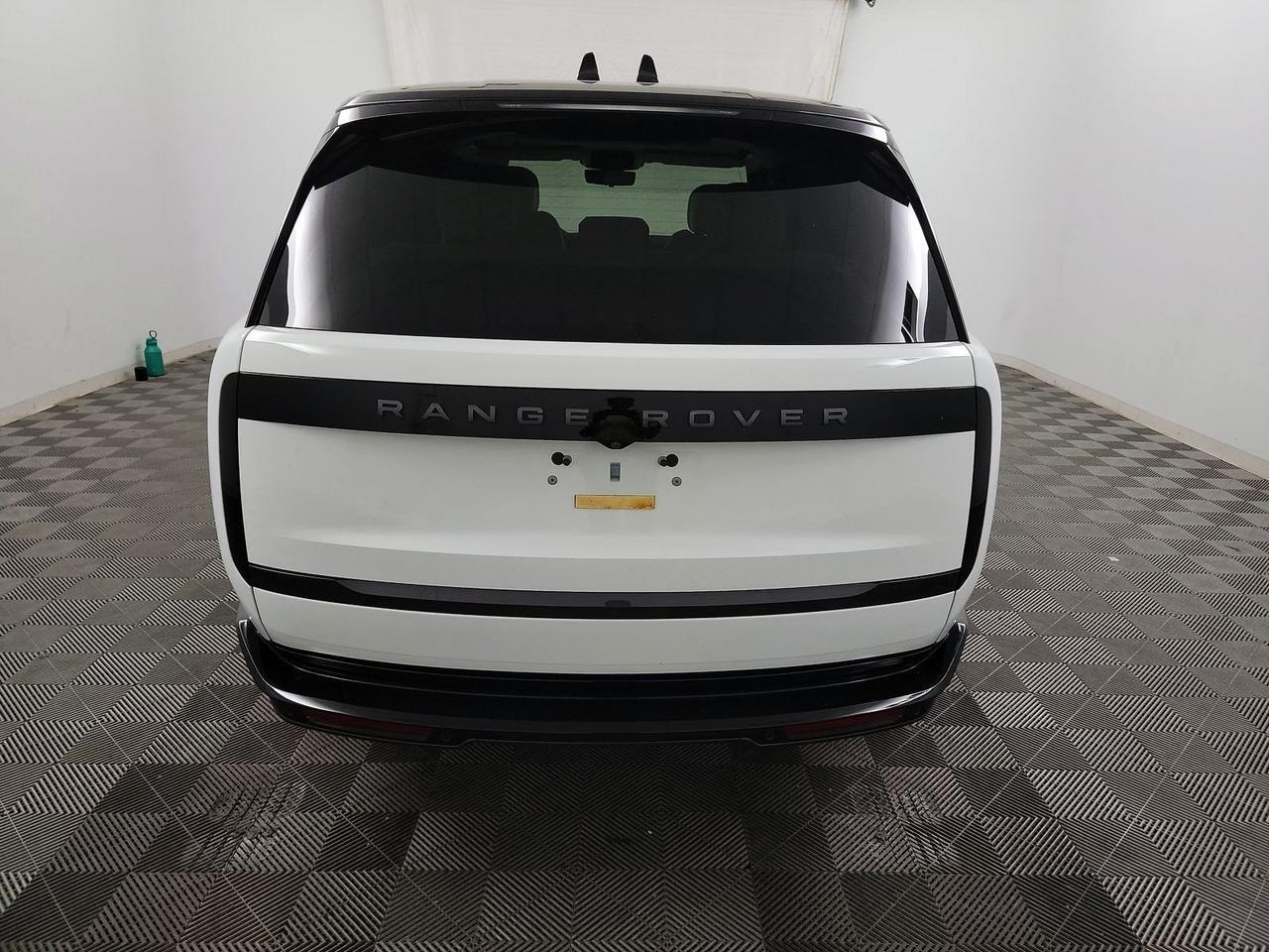 2025 Land Rover Range Rover Plug-In Hybrid SE Adaptive Cruise Head-Up Display Portland OR